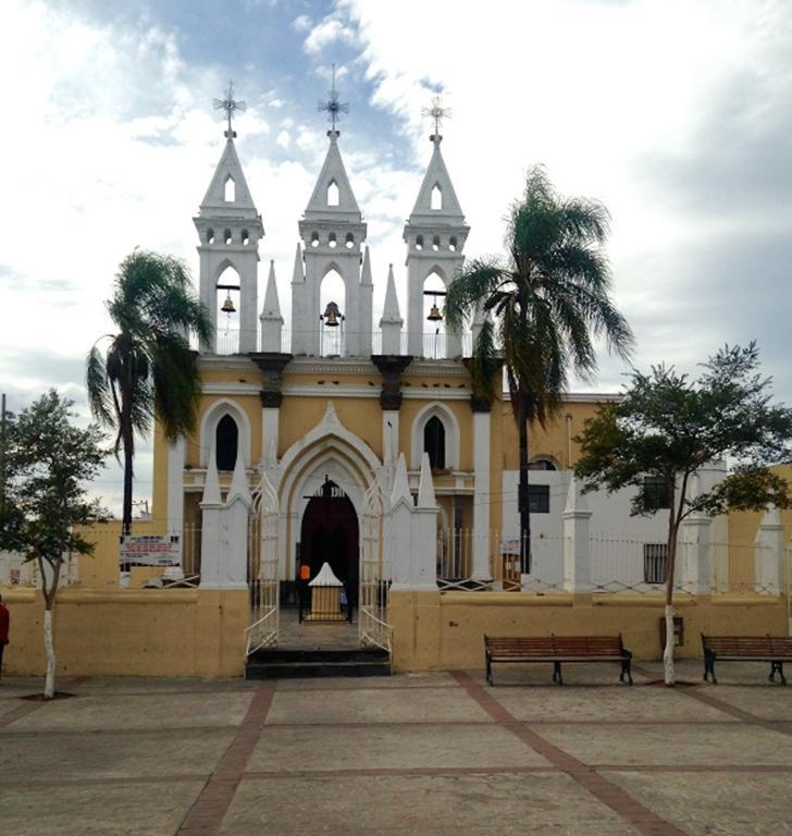 Hotel Mi Pueblito Tonala  Ngoại thất bức ảnh