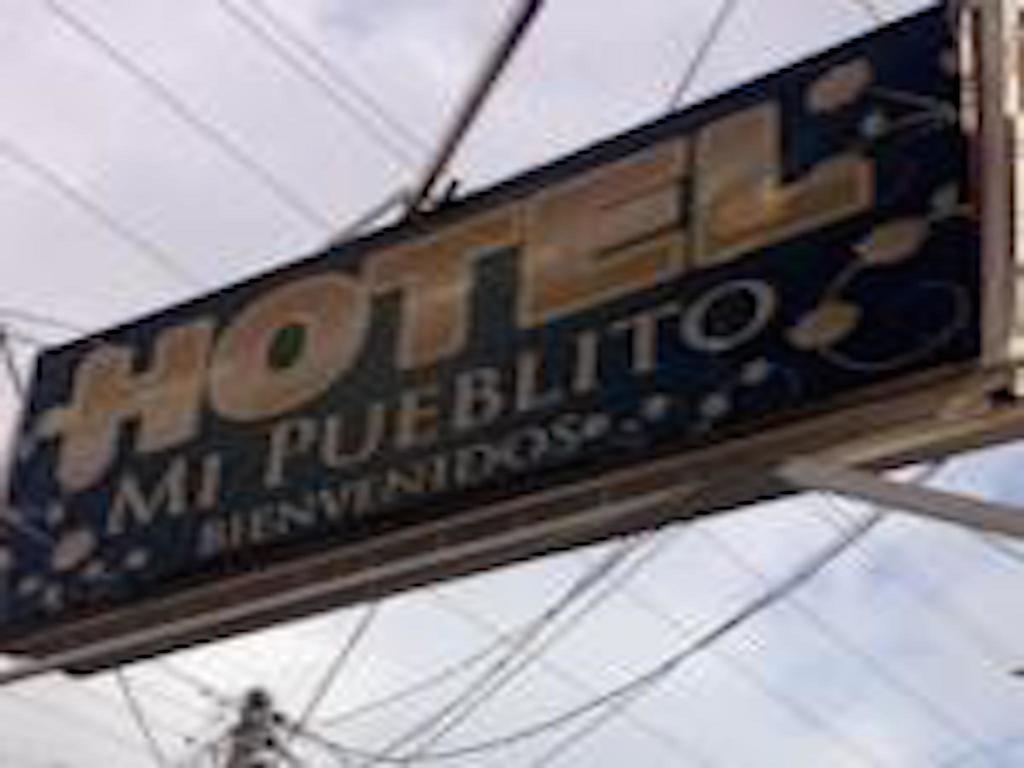 Hotel Mi Pueblito Tonala  Ngoại thất bức ảnh