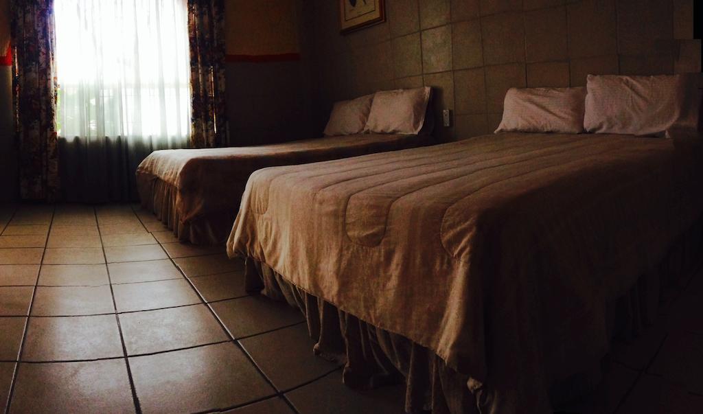 Hotel Mi Pueblito Tonala  Phòng bức ảnh