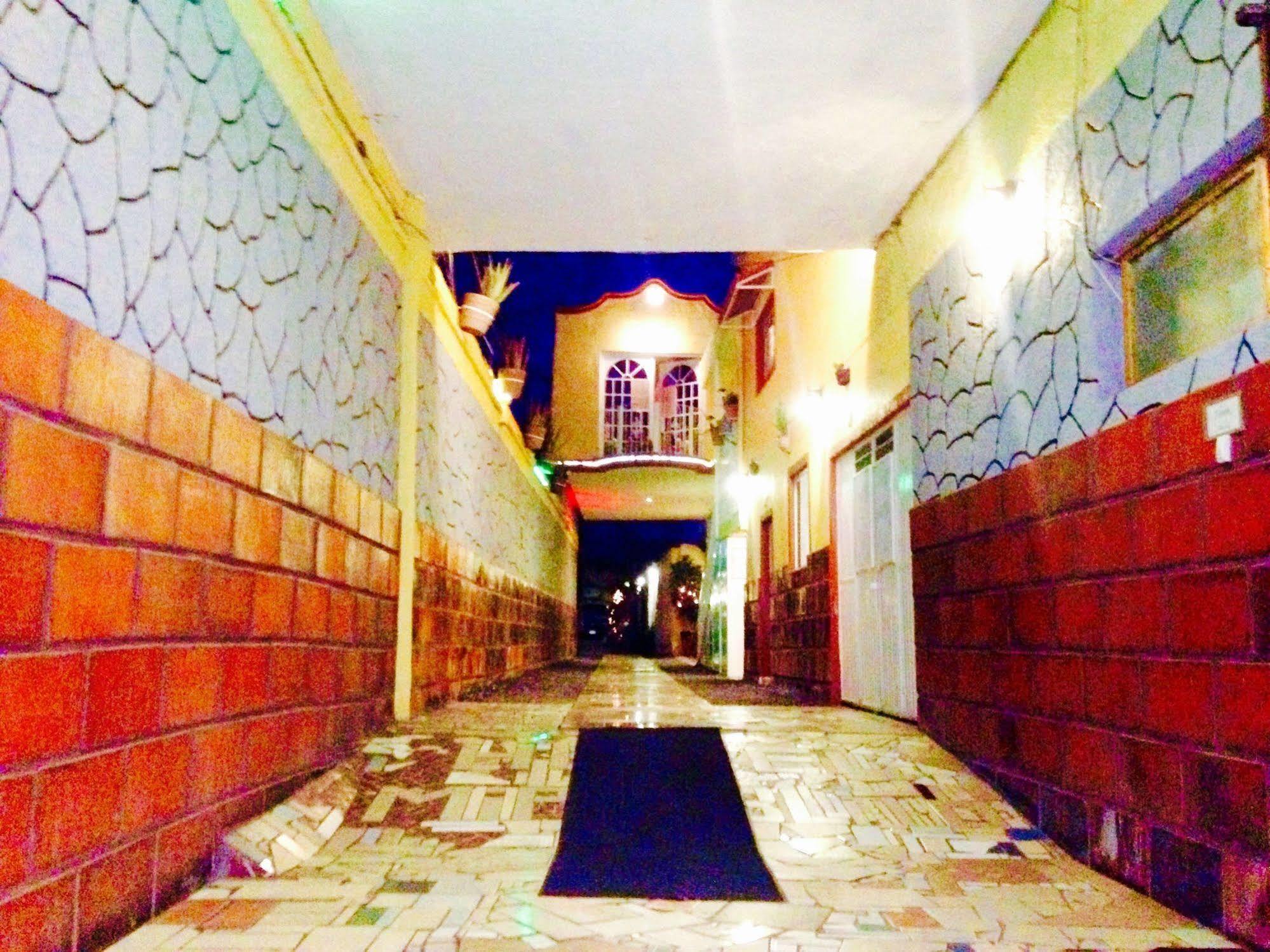 Hotel Mi Pueblito Tonala  Ngoại thất bức ảnh