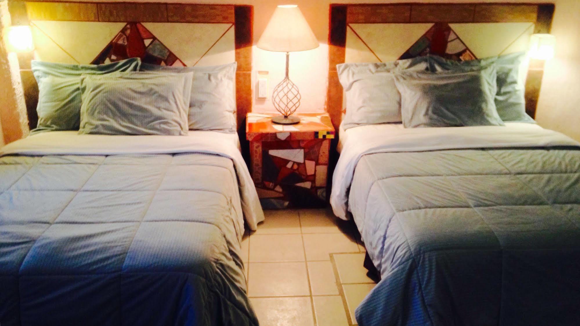 Hotel Mi Pueblito Tonala  Ngoại thất bức ảnh